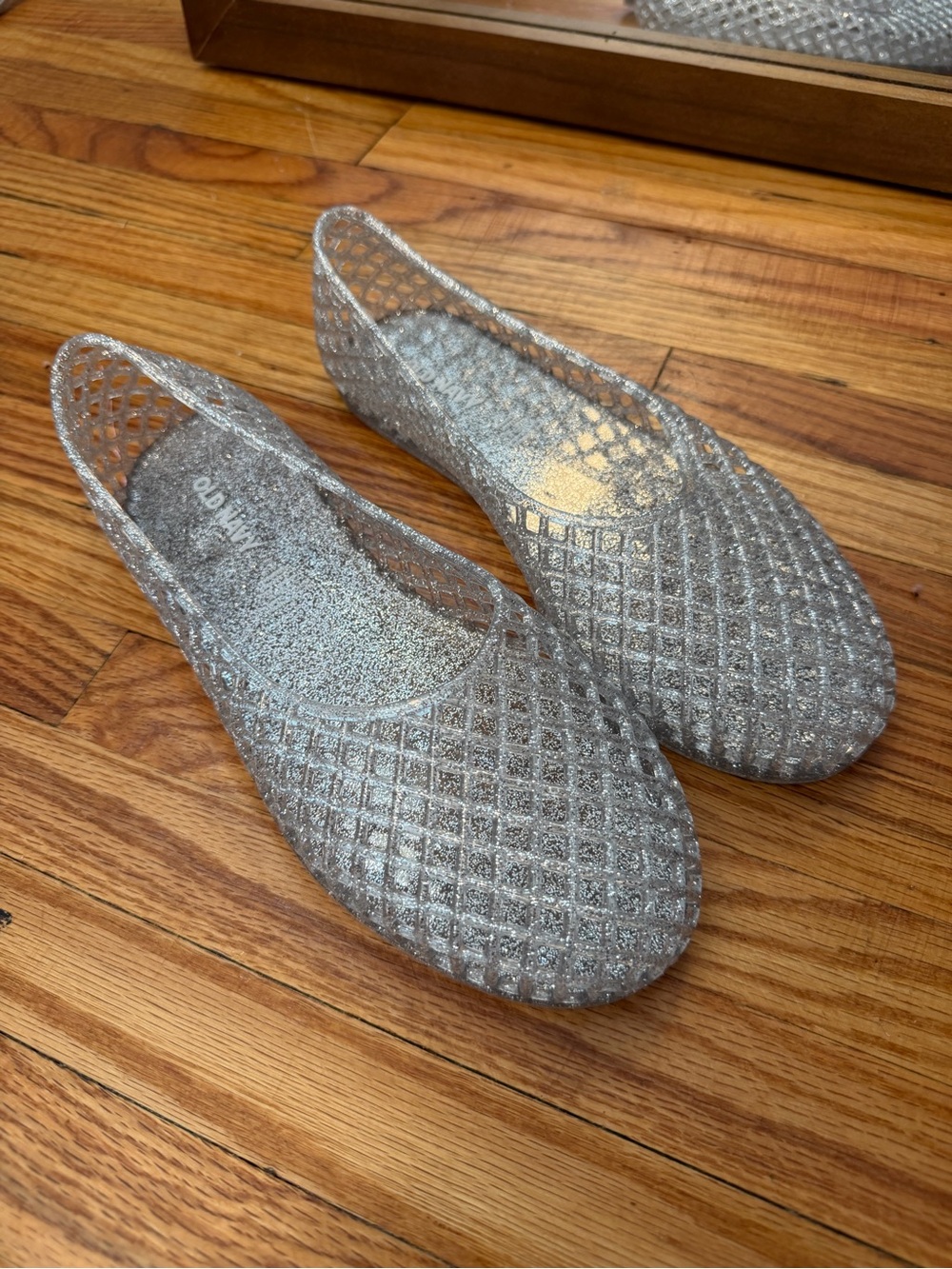Old Navy Silver Glitter Jelly Flats